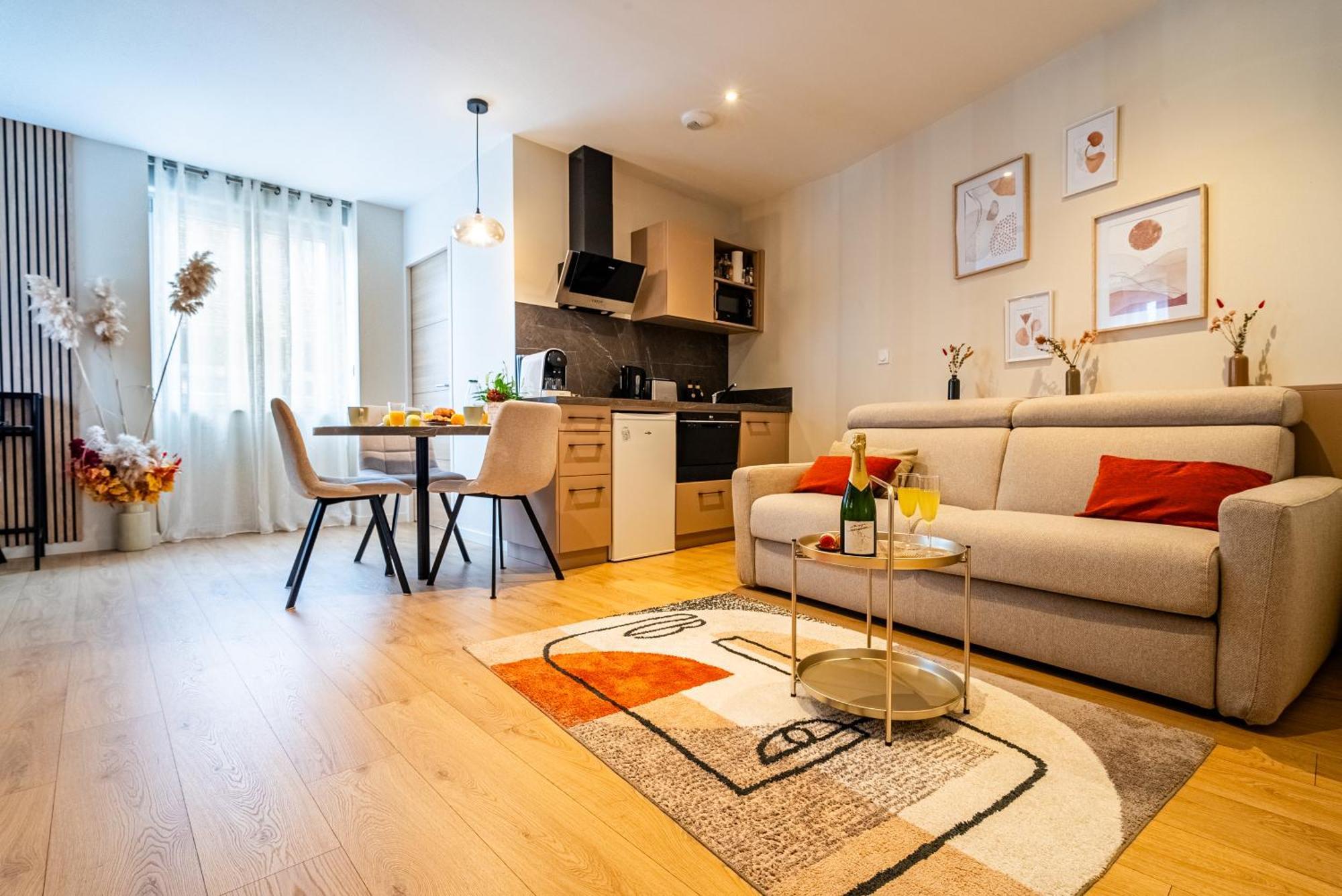 Au Duplex D'Or Centre Historique Apartment Besancon Luaran gambar