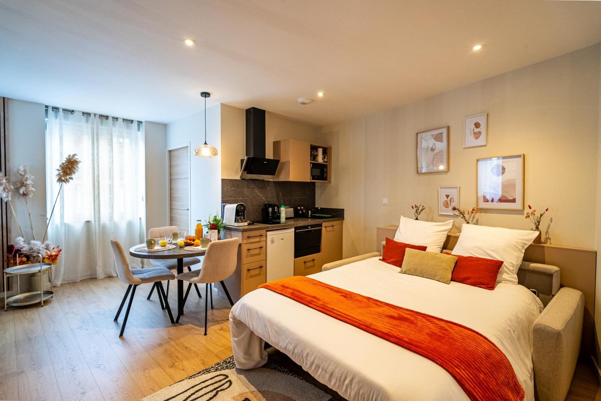 Au Duplex D'Or Centre Historique Apartment Besancon Luaran gambar