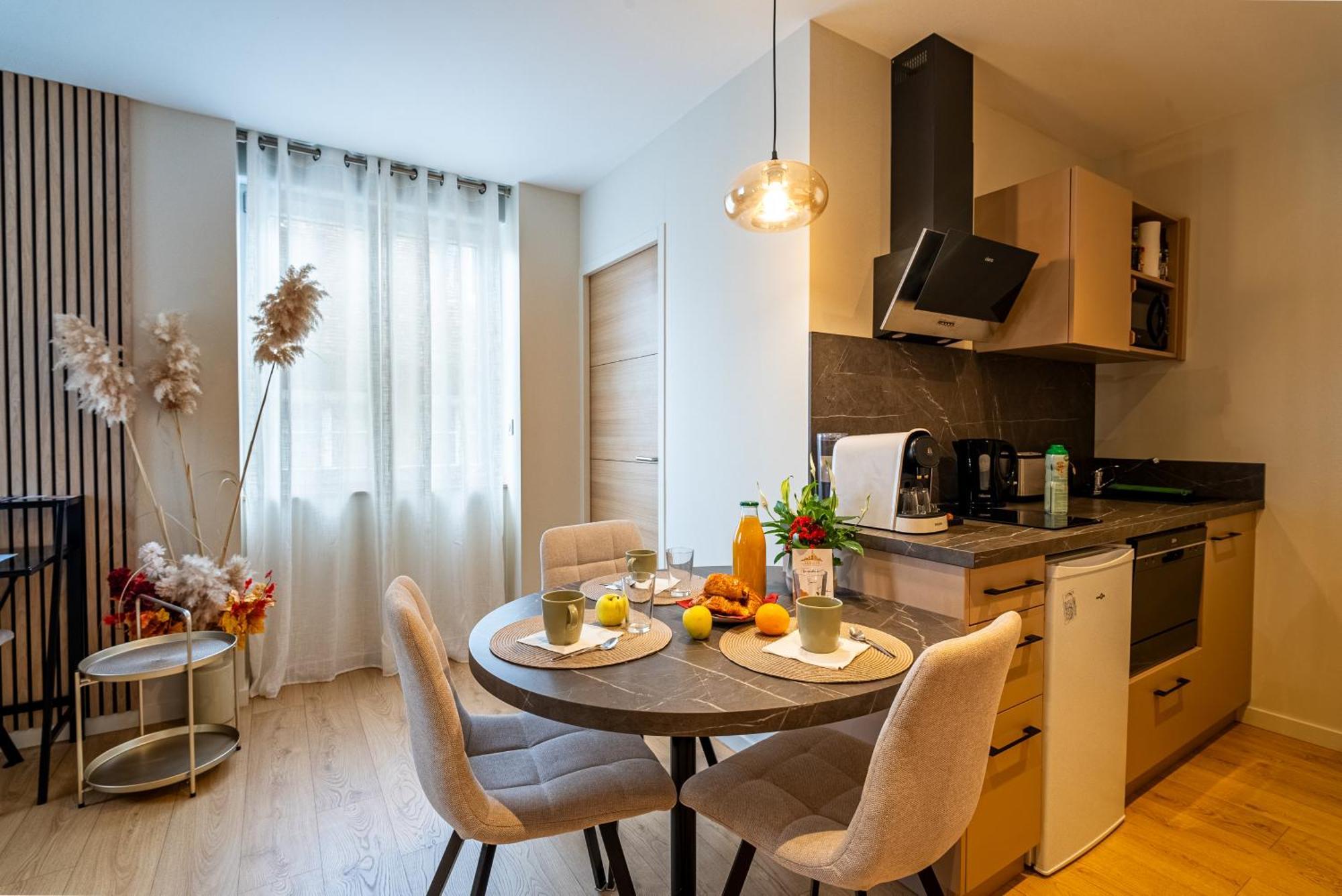 Au Duplex D'Or Centre Historique Apartment Besancon Luaran gambar