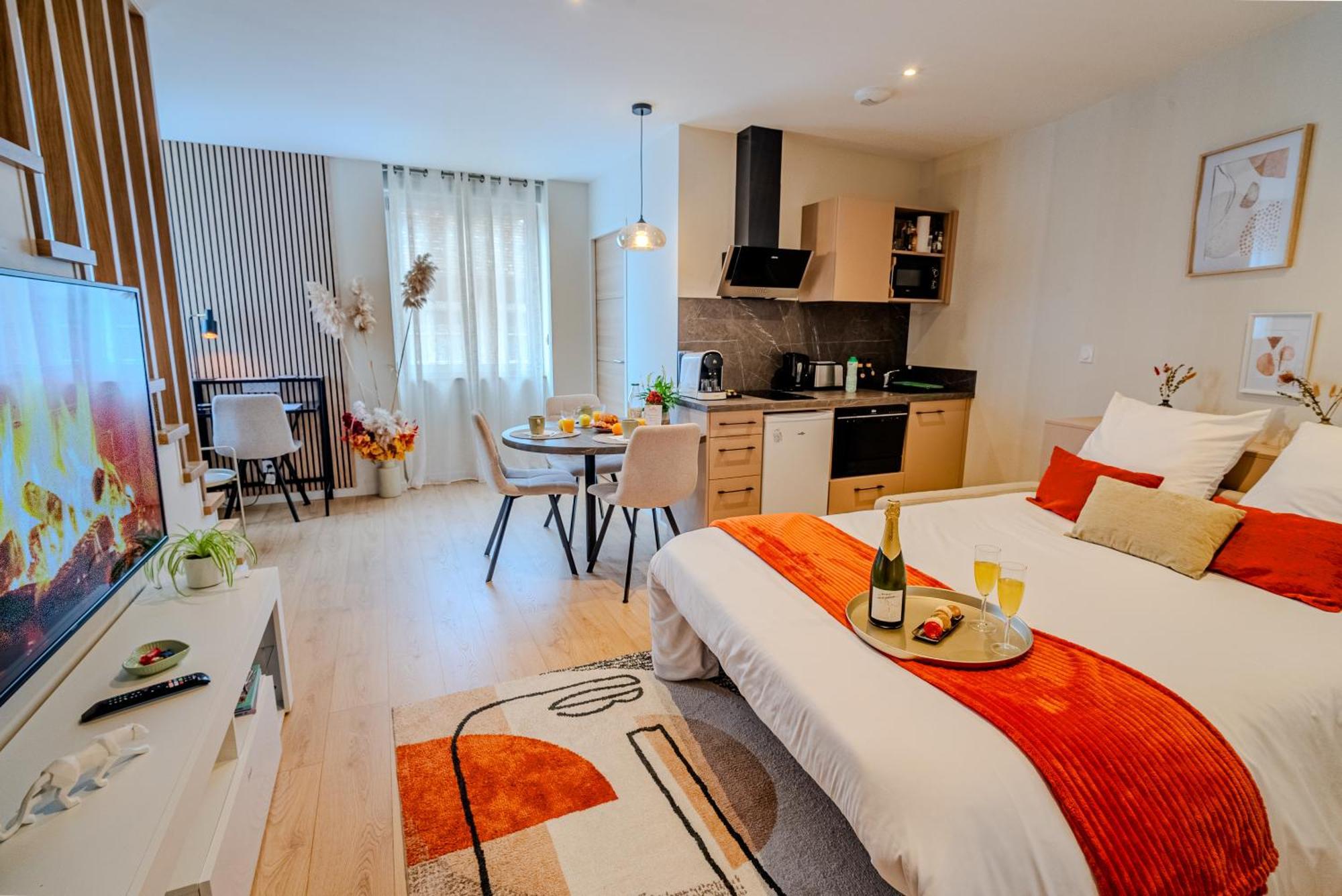 Au Duplex D'Or Centre Historique Apartment Besancon Luaran gambar